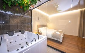 Hotel Riviera